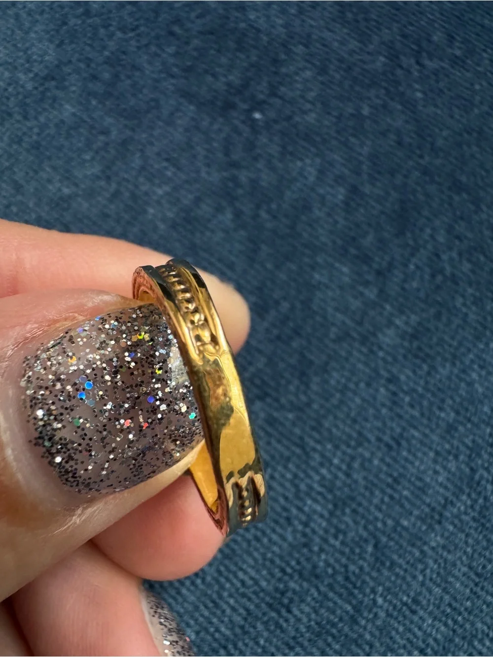 Stunning Gold tone  Engagement Ring  size 6